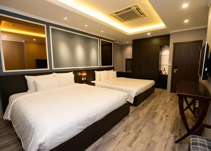 Dragon Pearl Hotel